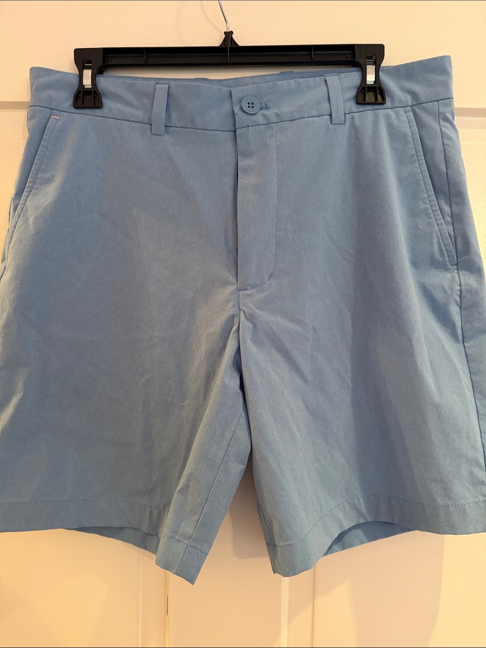 Like New! Vineyard Vines Light Blue Flat Front Men’s Shorts